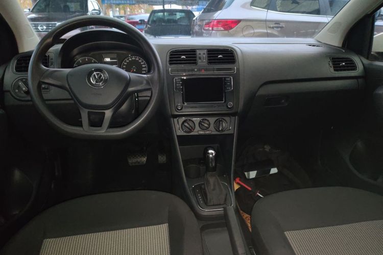 大众 Polo 2016款 1.4L 自动风尚型中控内饰12