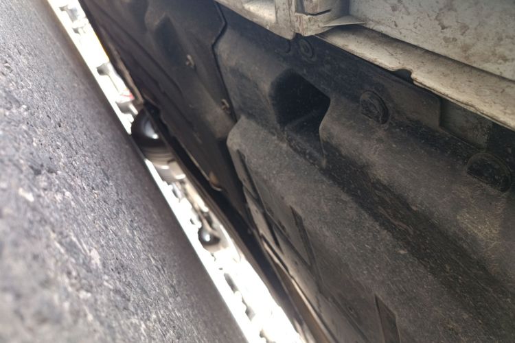 福特 金牛座 2019款 EcoBoost 245 尊享版局部细节9003