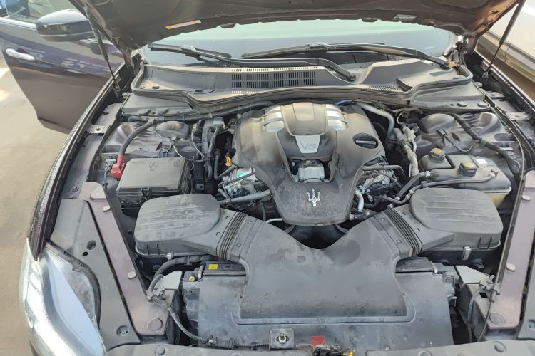 玛莎拉蒂 总裁 2018款 3.0T 标准版机舱底盘25