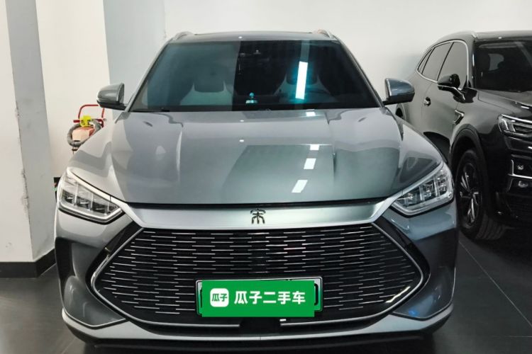 比亚迪 宋PLUS新能源 2021款 DM-i 51KM 尊荣型车身外观2