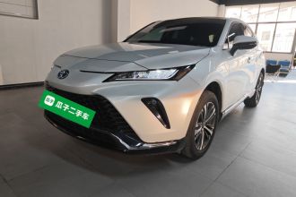 丰田 威飒 2022款 双擎 2.5L CVT两驱豪华版