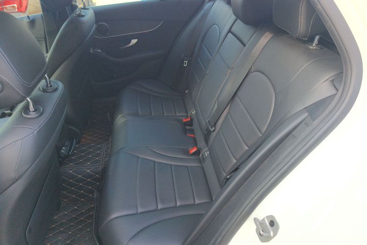 奔驰C级(进口) 2020款 改款 C 260 旅行轿车中控内饰21