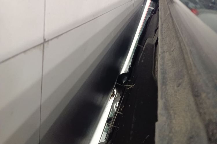 红旗H5 2020款 1.8T 自动智联旗韵版局部细节9003