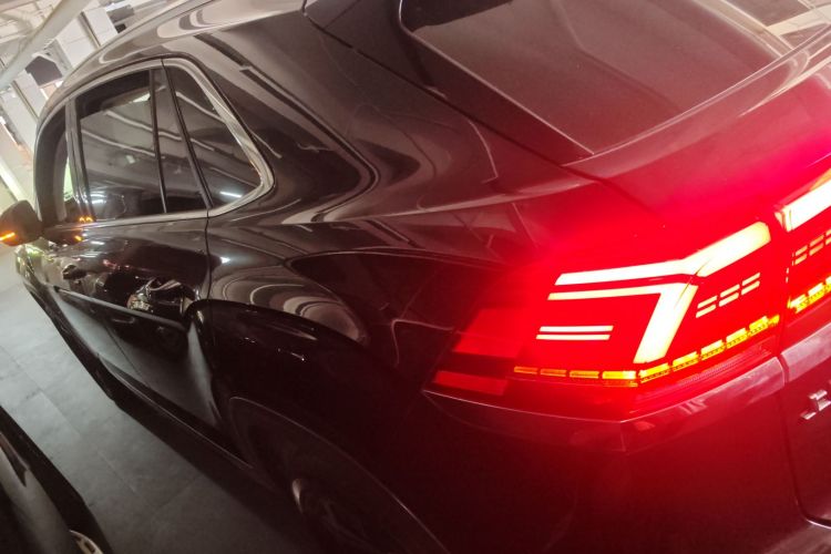 大众 途昂X 2020款 330TSI 两驱豪华版车身外观4