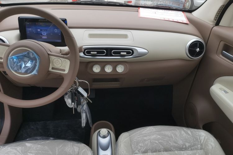 五菱汽车 宏光MINIEV 2025款 四门版 进阶款中控内饰16