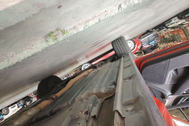 斯巴鲁XV 2018款 2.0i 全驱豪华版EyeSight局部细节9002