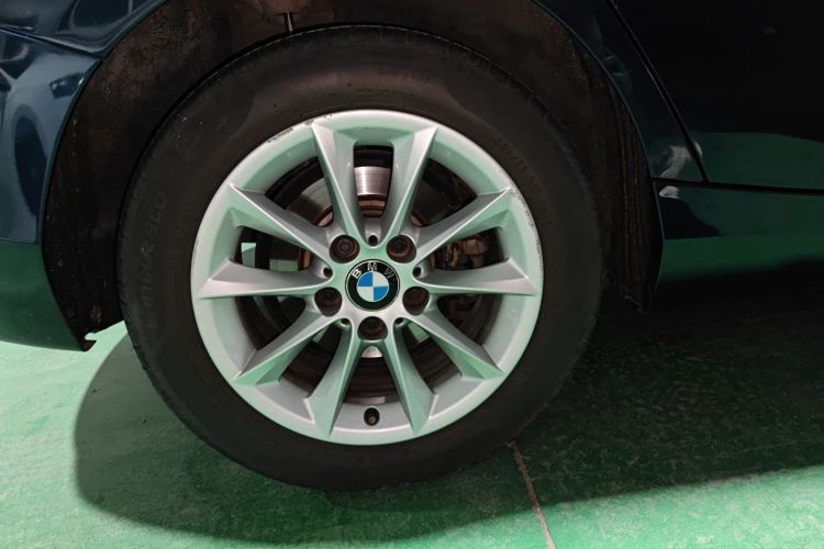 宝马1系(进口) 2013款 改款 116i 都市型车身外观6008