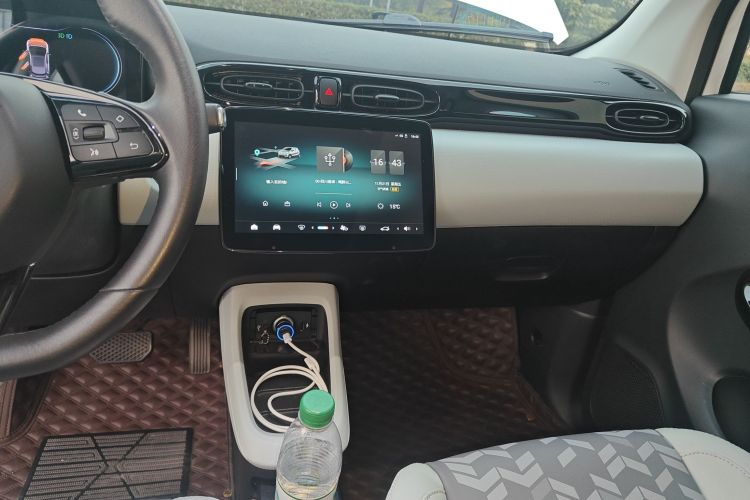 零跑汽车 零跑T03 2022款 星钻版中控内饰16