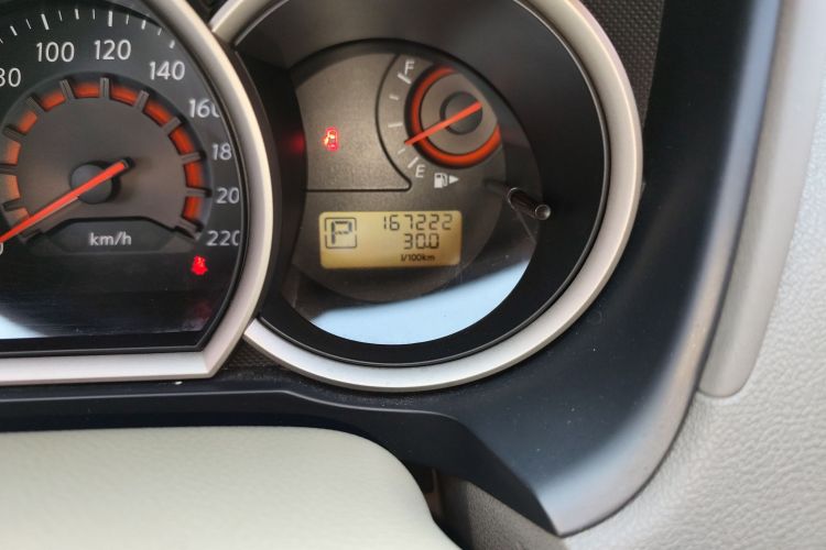 日产 轩逸 2012款 经典 1.6XE 自动舒适版局部细节14