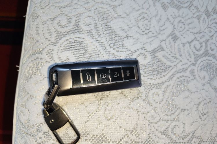 坦克300 2021款 越野版 2.0T 征服者中控内饰11