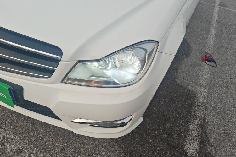 奔驰C级 2013款 C 180 经典型 Grand Edition局部细节36