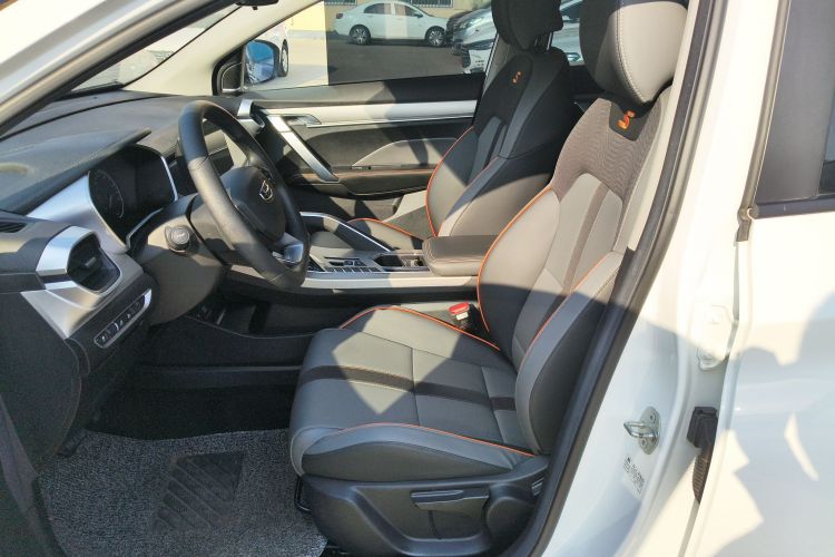 吉利汽车 缤越 2024款 1.5T DCT龙腾版中控内饰19