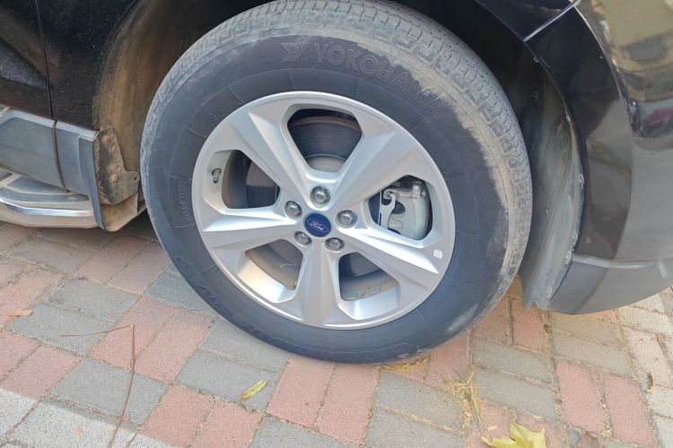 福特 锐界 2016款 EcoBoost 245 两驱精锐型 5座车身外观10