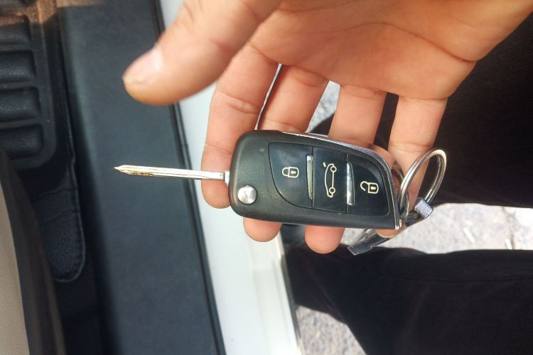 广汽传祺 传祺GA3S视界 2014款 1.6L 自动豪华ESP版中控内饰11