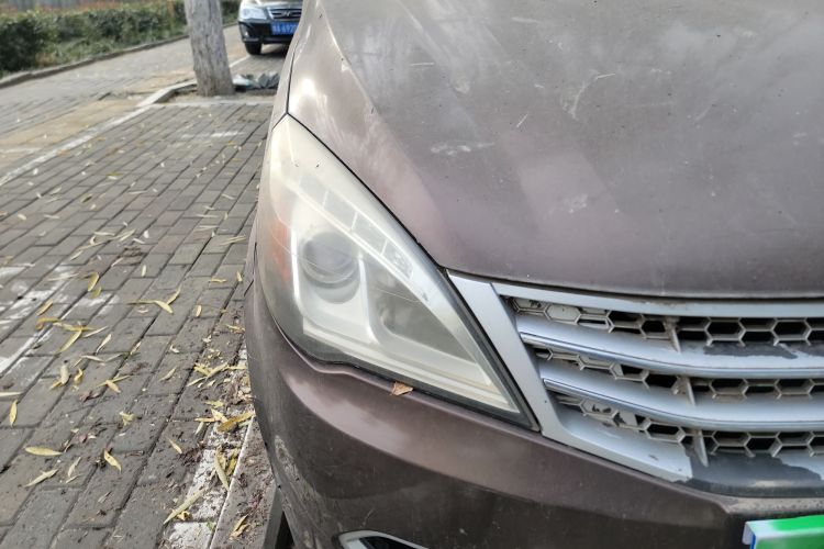 北汽威旺M20 2014款 1.5L实用型BJ415A车身外观8