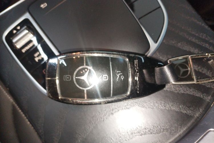 奔驰C级 2021款 C 260 L 运动版中控内饰7001