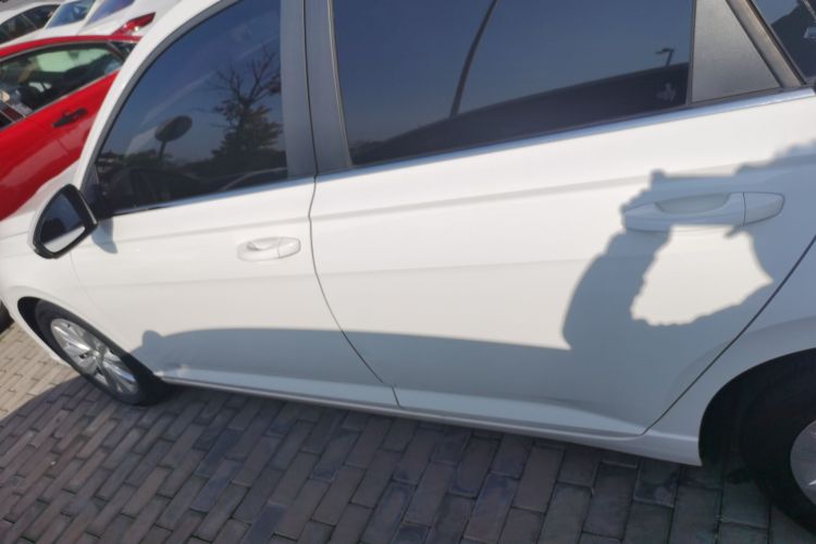 大众 朗逸 2018款 两厢 200TSI DSG舒适版 国V车身外观4