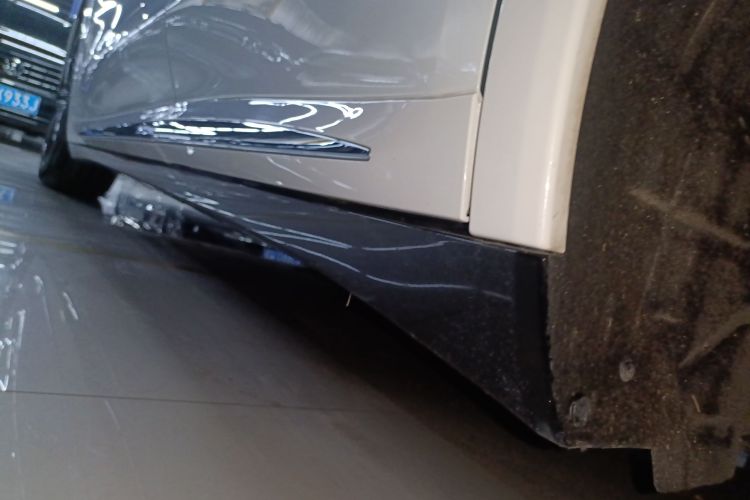 鸿蒙智行 智界R7 2024款 纯电 802km Max局部细节9002