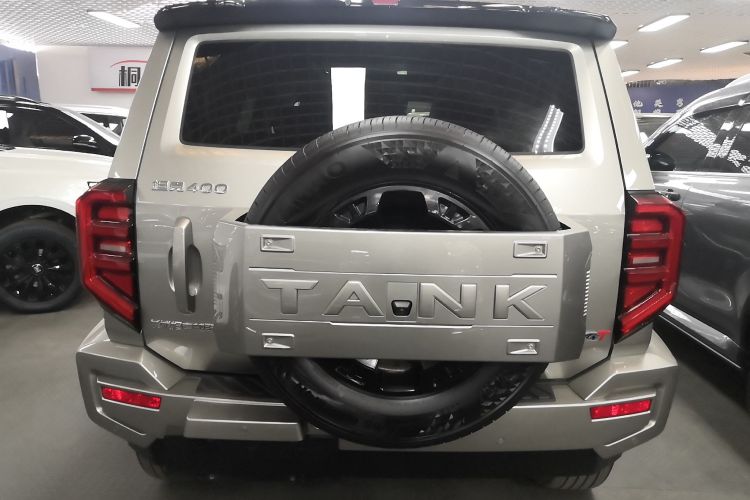 坦克400新能源 2024款 Hi4-T 越野版车身外观6