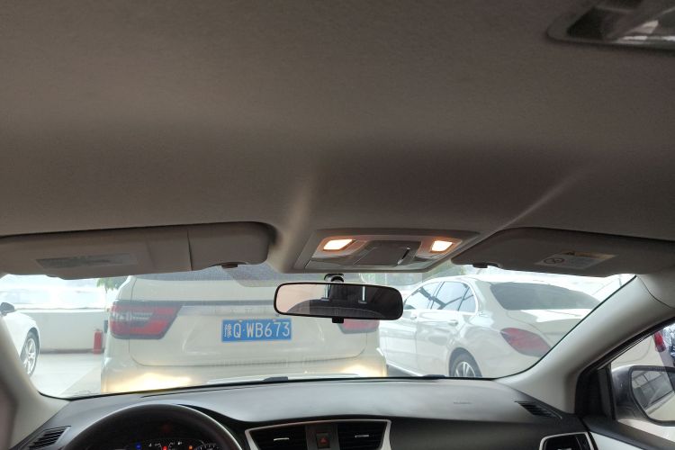 日产 轩逸 2022款 经典 1.6XE CVT舒适版中控内饰22