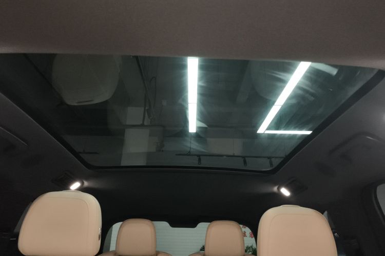 理想汽车 理想L8 2024款 Max中控内饰22