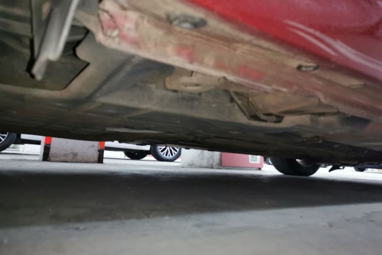 别克 君威 2019款 20T 精英型 国VI局部细节9002