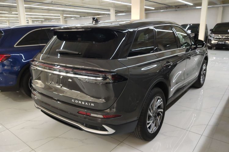 林肯 冒险家 2023款 2.0T 两驱尊享版车身外观7