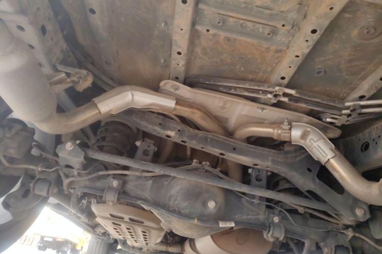 坦克500 2022款 3.0T 运动版 造境型 5座局部细节9009