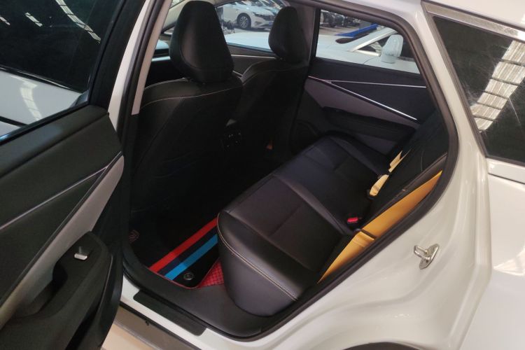 丰田bZ5 2025款 550 PRO智行版中控内饰21