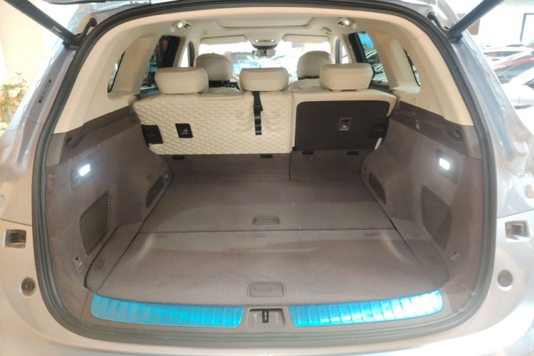 鸿蒙智行 问界M7 2024款 1.5T 智驾四驱Max版 5座机舱底盘23