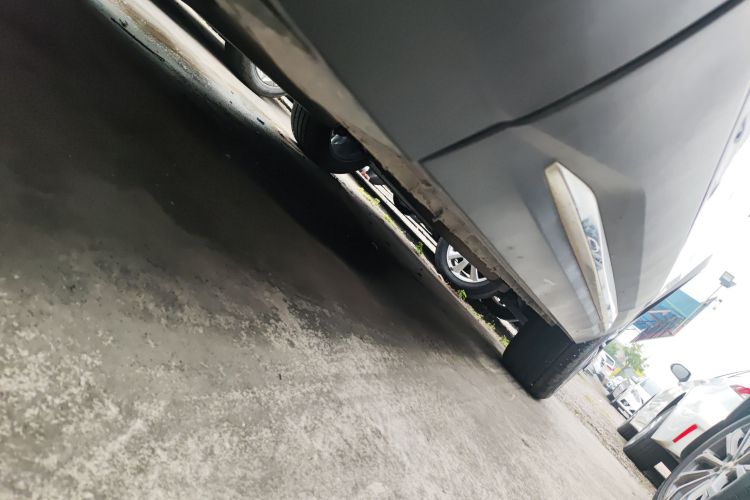 捷途X90 2023款 子龙 2.0T DCT常胜版 7座局部细节9002