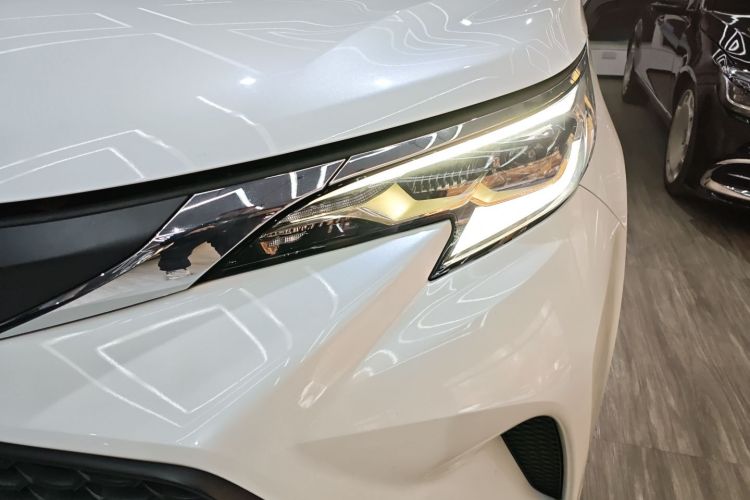 丰田 格瑞维亚 2023款 2.5L混动 舒适版局部细节36