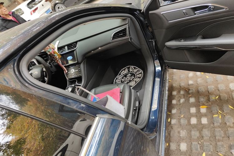 福特 金牛座 2015款 EcoBoost 245 豪华型局部细节9005