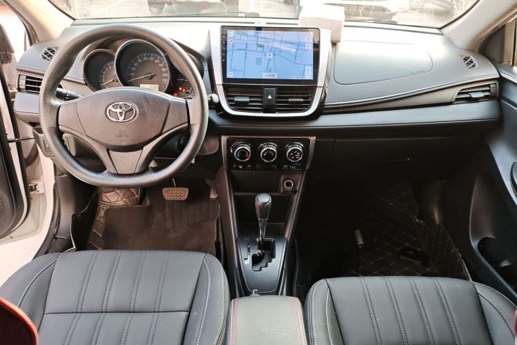 丰田 威驰FS 2017款 1.5L CVT锋驰版中控内饰12