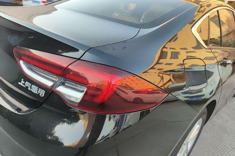 别克 君威 2020款 552T 精英型车身外观9