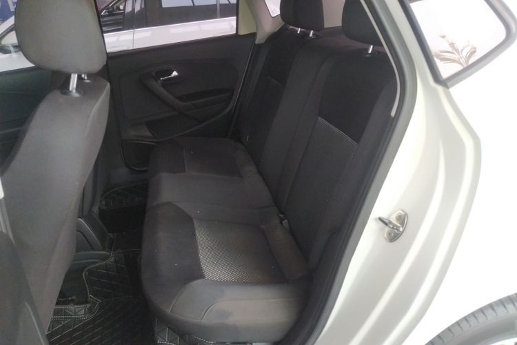 大众 Polo 2013款 1.6L 自动舒适版中控内饰21