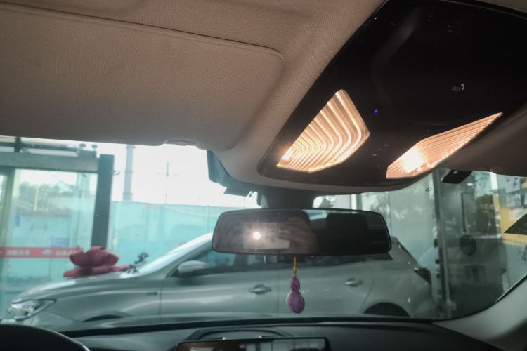 宝马5系新能源 2019款 改款 530Le 豪华套装中控内饰22