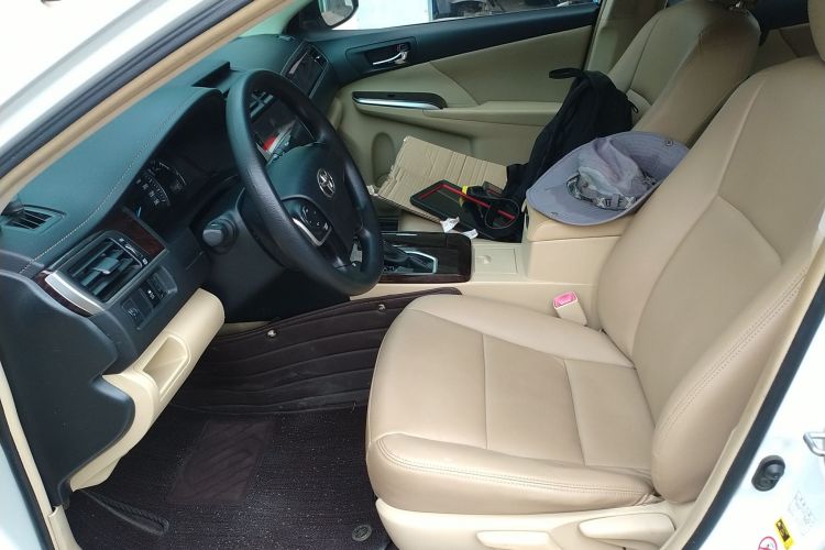 丰田 凯美瑞 2016款 2.0E 十周年纪念精英版局部细节19