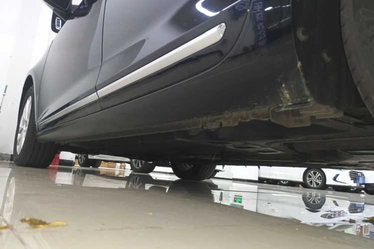 别克 君越 2013款 2.4L SIDI精英舒适型局部细节9002