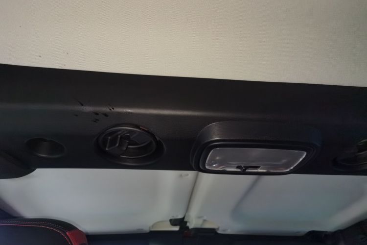 北京越野 北京BJ40 2019款 2.3T 自动四驱城市猎人版旗舰型 国VI中控内饰22