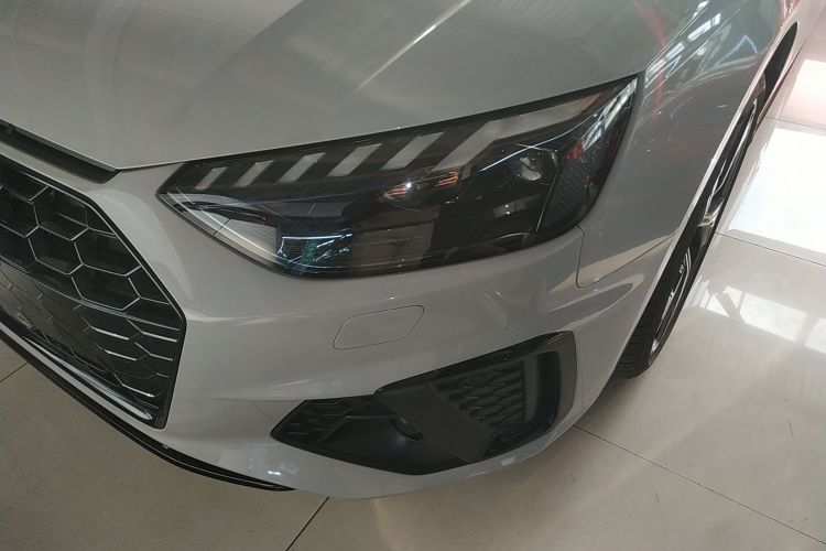 奥迪A4L 2024款 40 TFSI 豪华动感型(星夜版)局部细节36