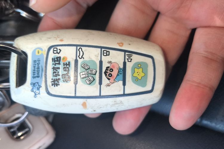 广汽传祺 传祺GS4 2021款 270T DCT优享版中控内饰11