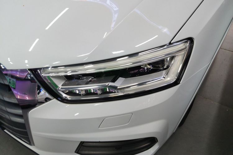 奥迪Q3 2017款 35 TFSI 时尚型局部细节36