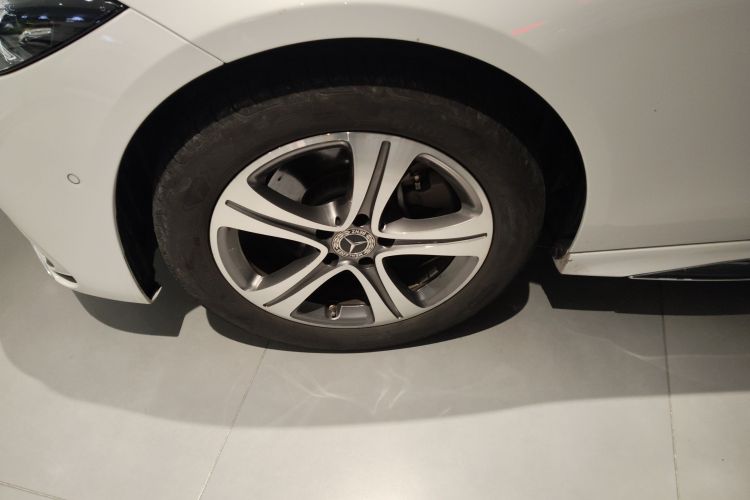 奔驰C级 2022款 改款 C 200 L 运动版车身外观6004