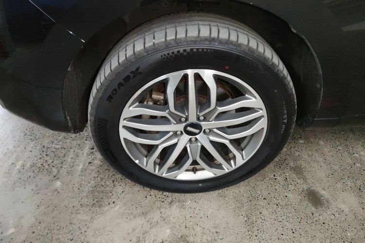 魏牌 VV5 2019款 升级款 2.0T 两驱超豪型 国V车身外观6007