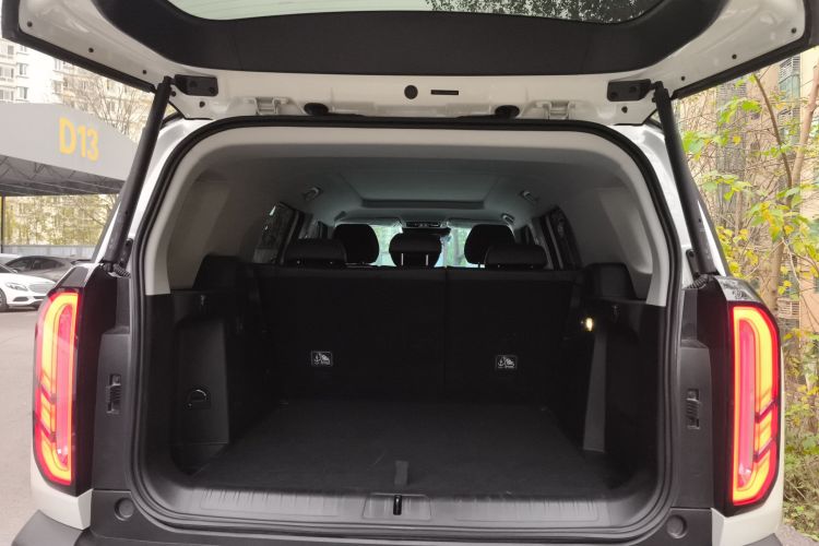 北京越野 北京BJ30 2024款 1.5T 魔核电驱进阶版机舱底盘23