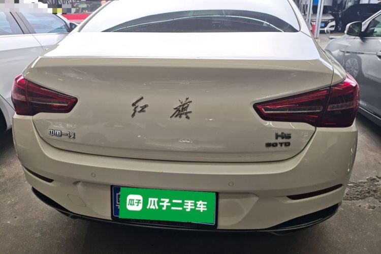 红旗H5 2022款 经典款 改款 1.5T DCT旗韵版车身外观6