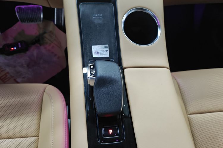 鸿蒙智行 问界M5 2022款 纯电后驱标准版局部细节18