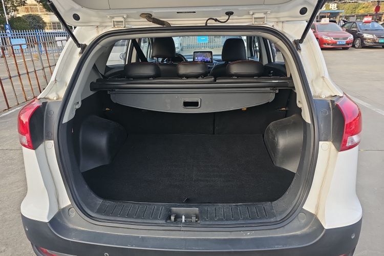 江汽集团 瑞风S3 2018款 智驱版 1.5L 手动豪华型机舱底盘23