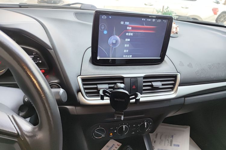 马自达3 昂克赛拉 2017款 三厢 1.5L 自动舒适型 国V中控内饰16